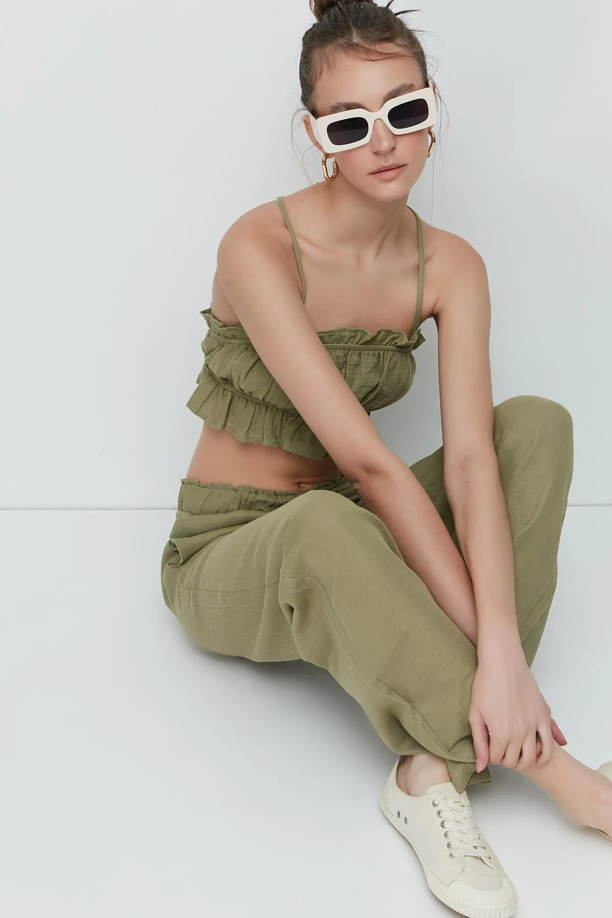 C&City  Crop-Bustier-Hosen-Set aus Bio-Baumwoll-Musselin 9124 Khaki