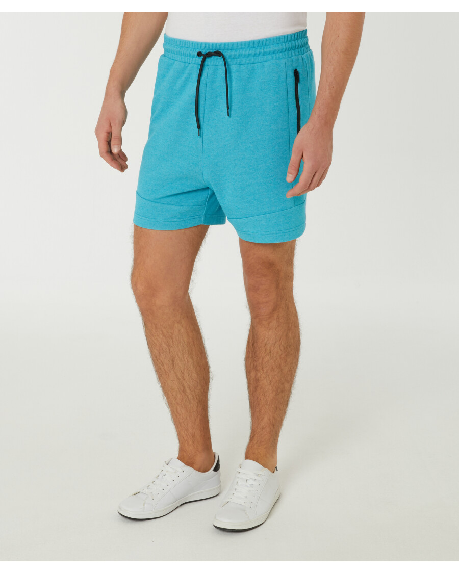 Sport-Shorts mit Ziernähten