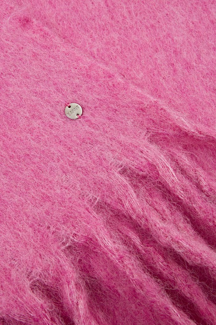 Strickschal mit Fransen