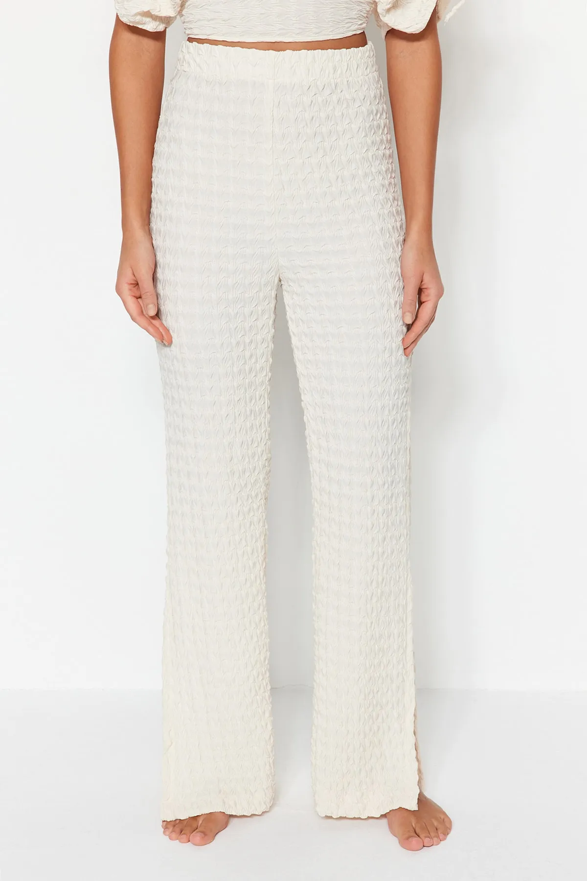 Trendyol Collection  Ecru-Strickhose TBESS23PL00009