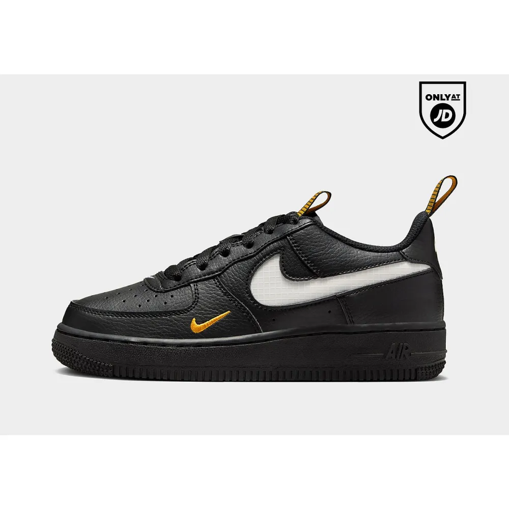 Nike Air Force 1 LV8 HF0095-001 / schwarz