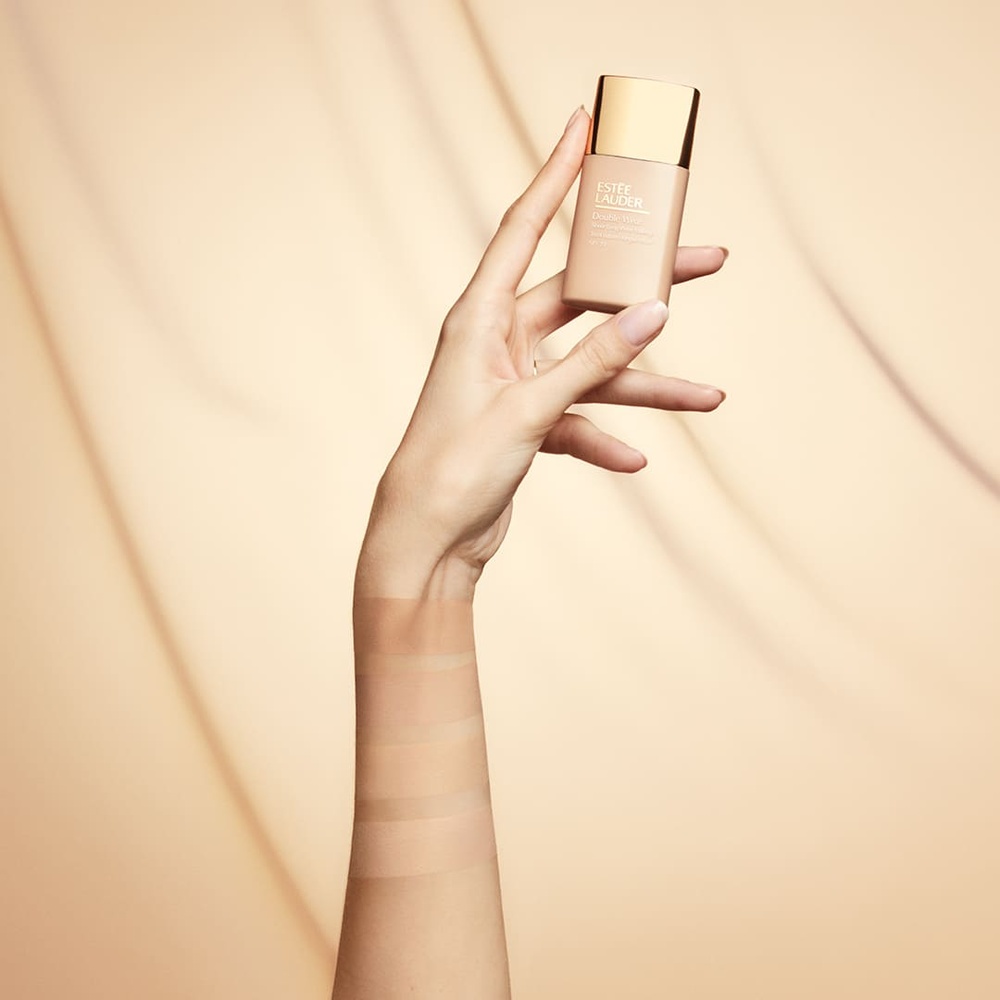 Estée Lauder DOUBLE WEAR Double Wear Teint Naturel Longue Tenue SPF 20
