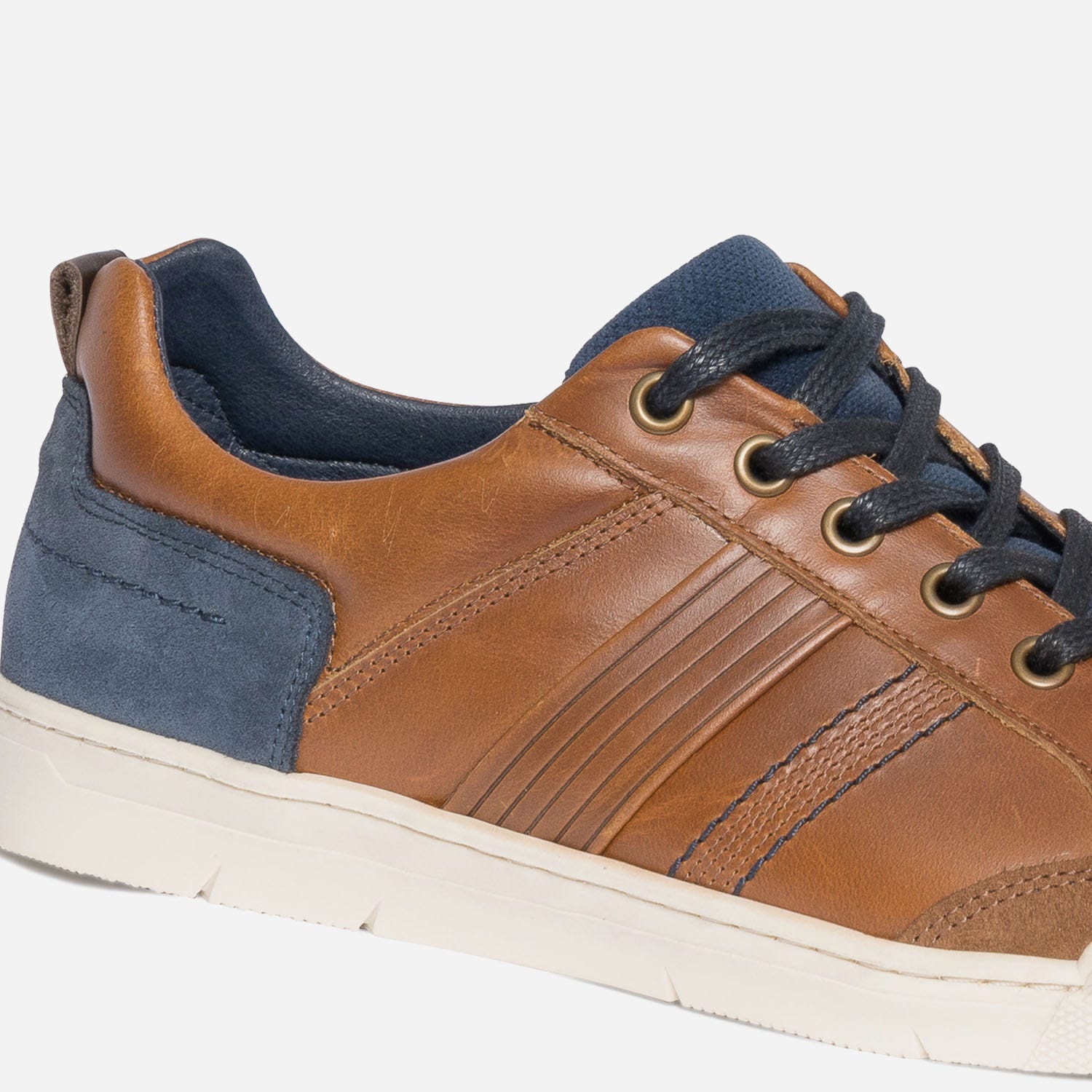 Basket cognac en cuir