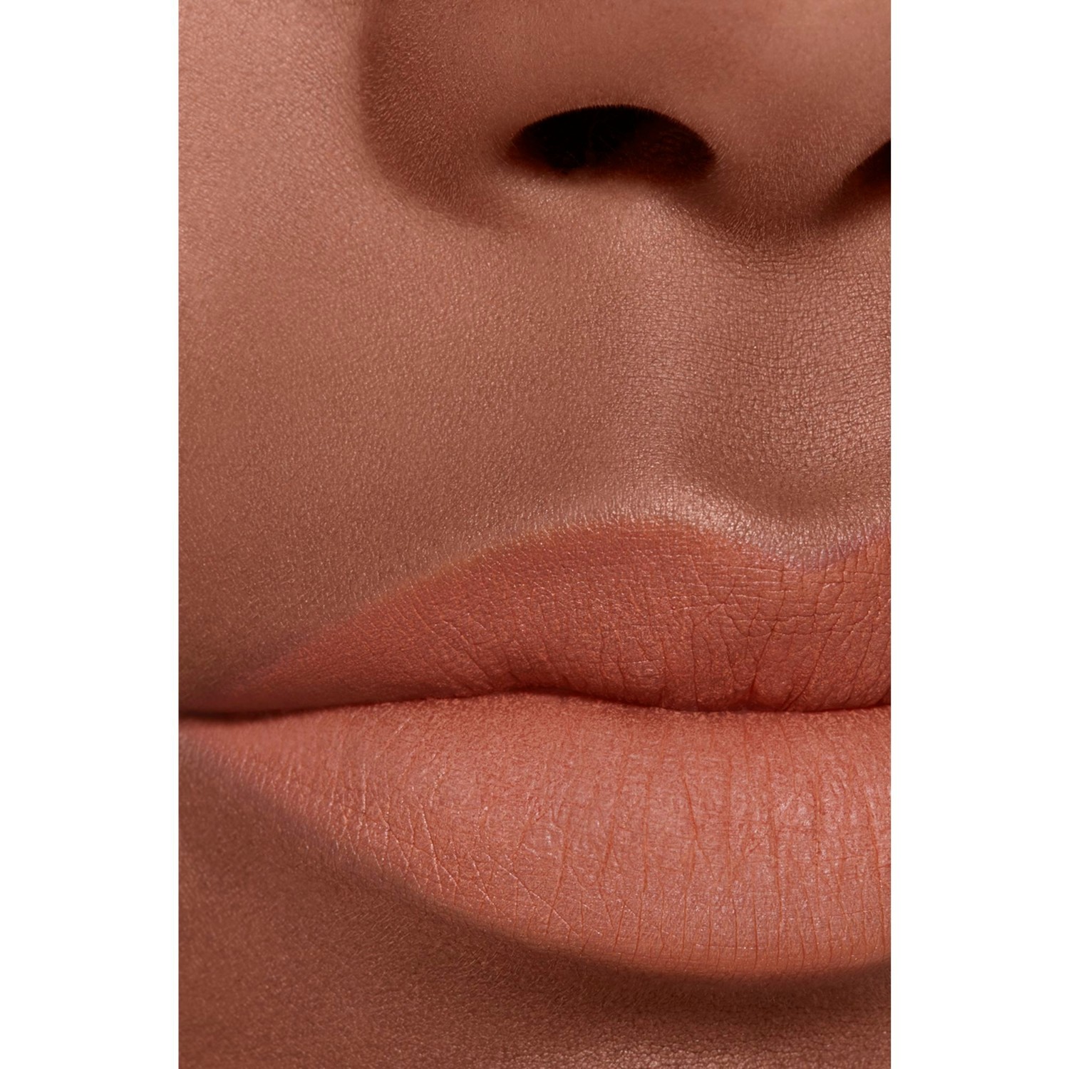 CHANEL LIQUID VELVET