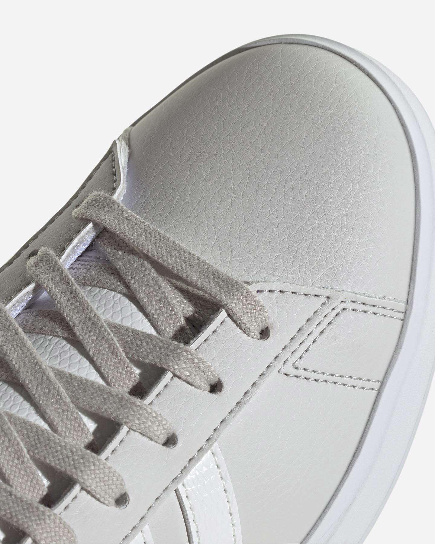 Buty sportowe Adidas Grand Court 2.0 W Scarpe IH7344