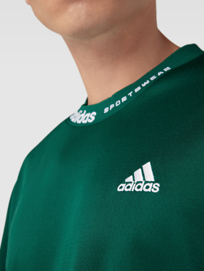 T-Shirt mit Label-Details in bottle