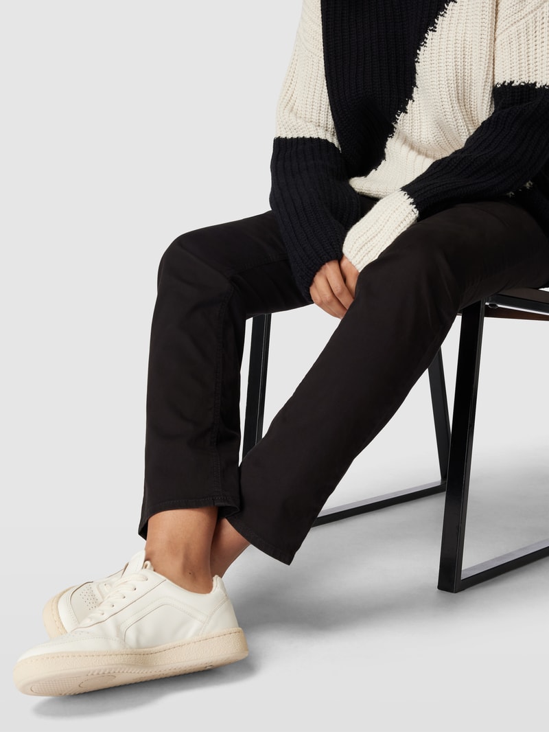 Jeans mit Stretch-Anteil Modell 'STYLE.CAROLA' in schwarz