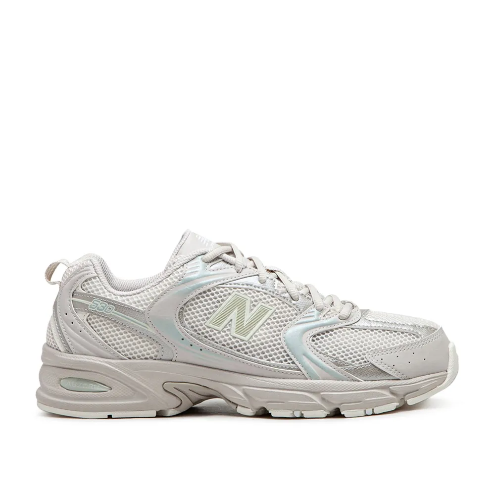 New Balance 530 MR530AA1 / weiss