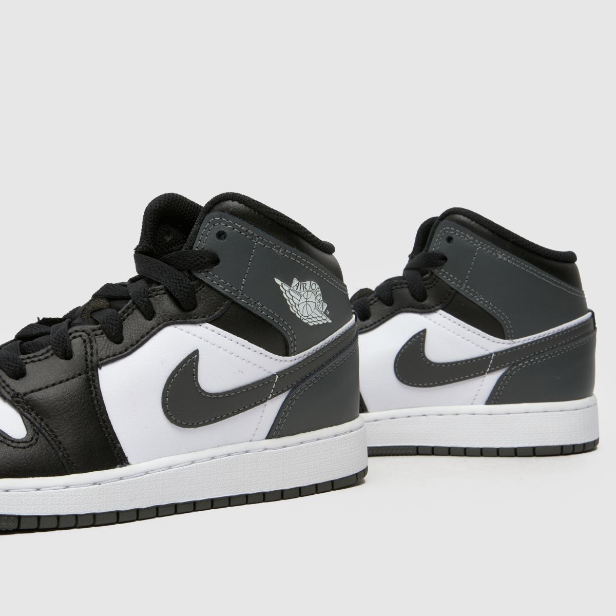 Nike Jordan grå multifärgade Air Jordan 1 Mid Pojkar Barns Sneakers