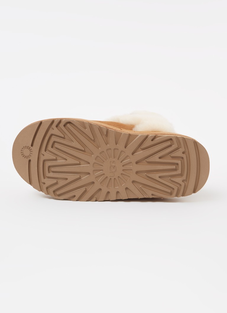 Ghete UGG Classic Chillapeak din piele întoarsă cu căptușeală din piele de oaie