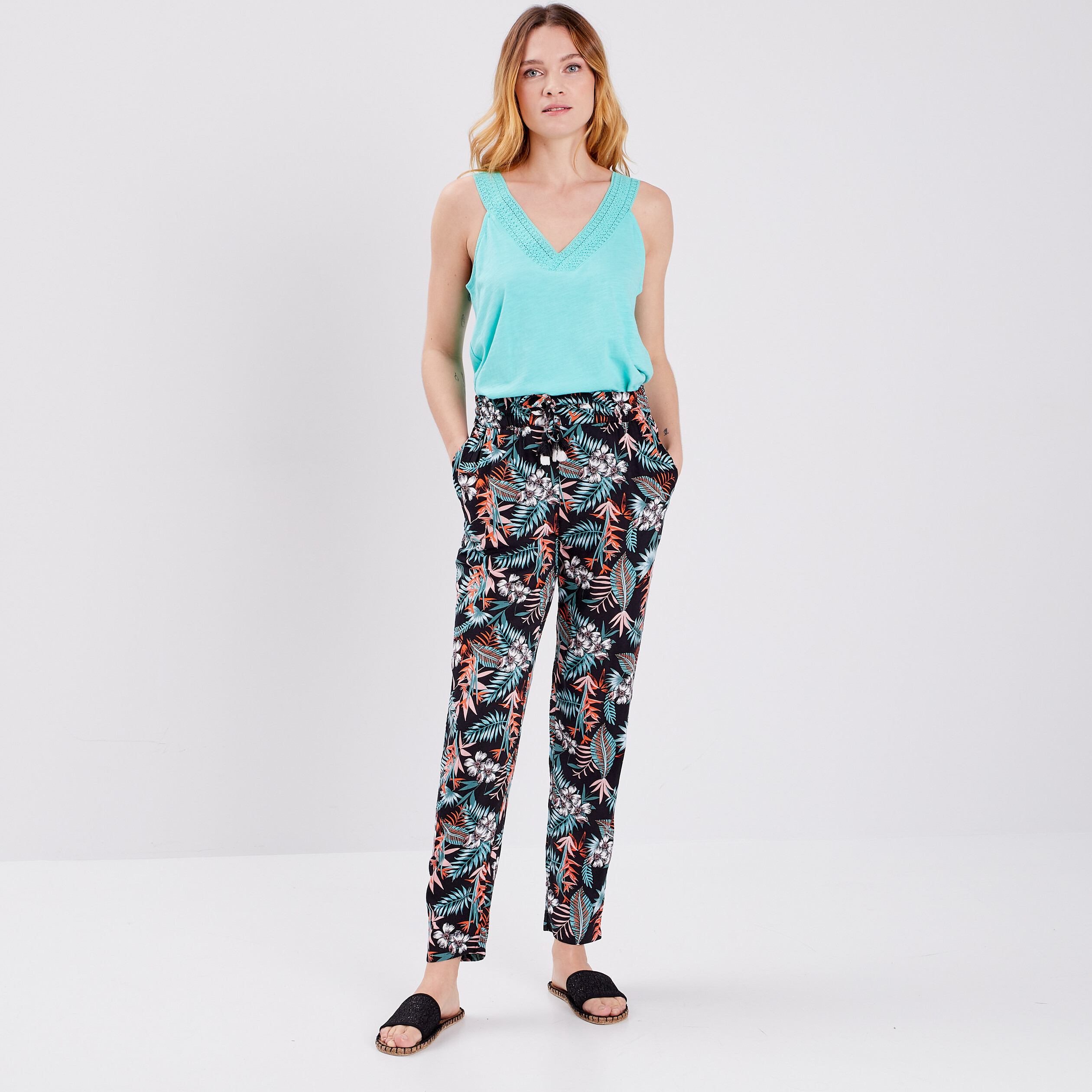 Pantalon droit fluide à pampilles noir femme | La Halle