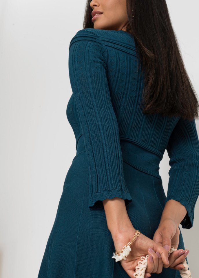 Strickkleid mit Ajourmuster und nachhaltiger Viskose