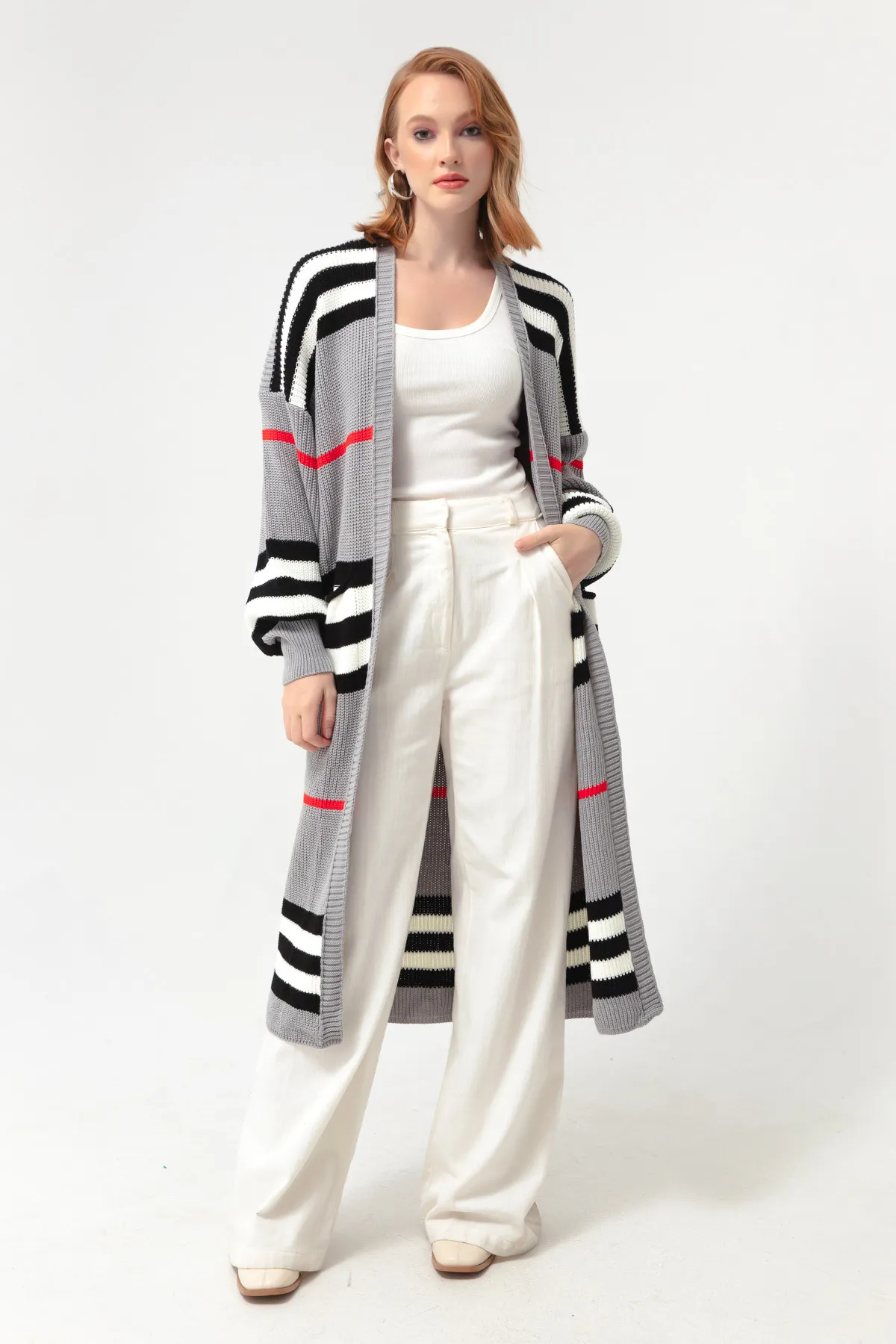 Lafaba  Grau-weißer langer Strick-Cardigan mit Ballonärmeln für Damen