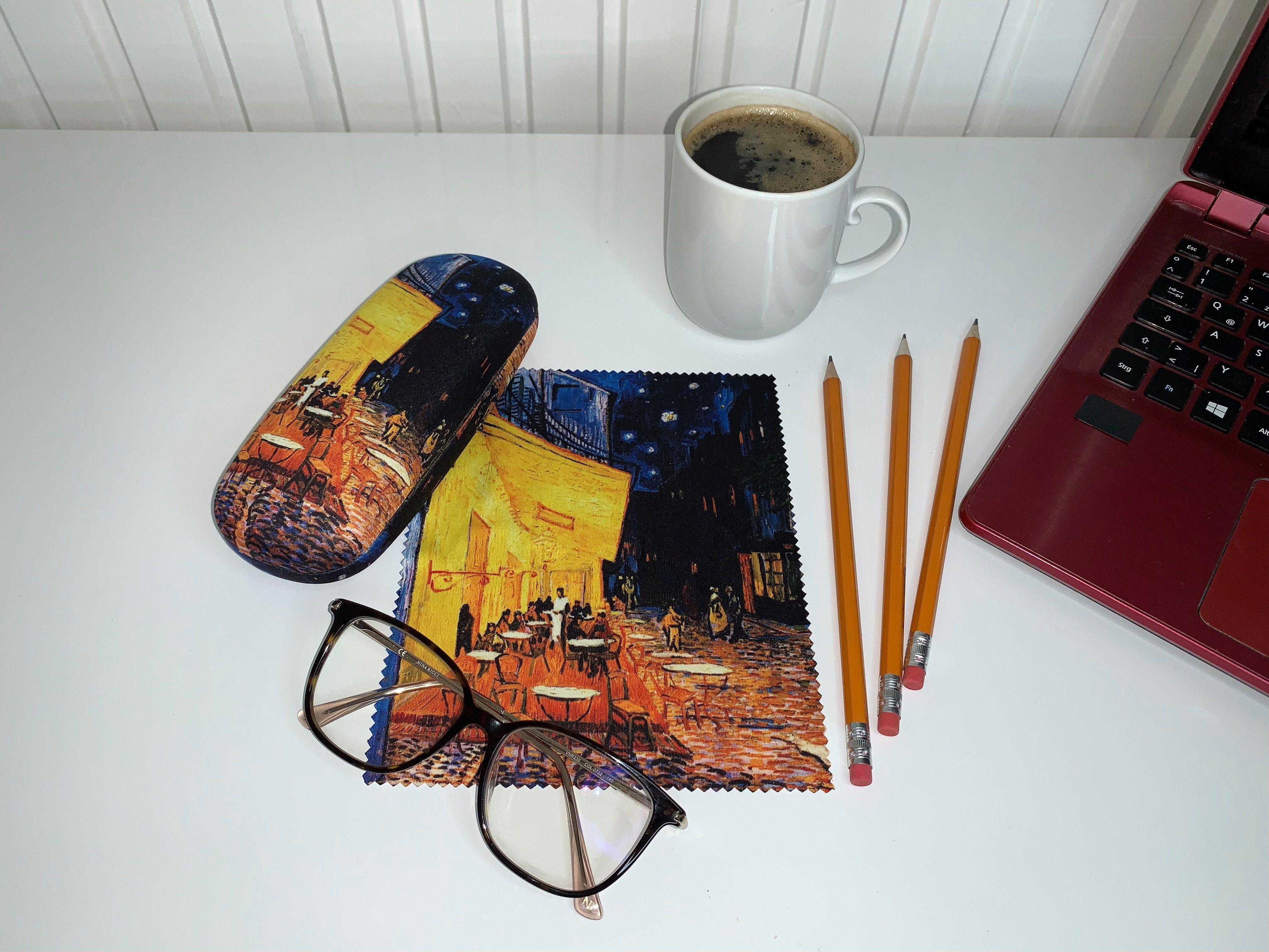von Lilienfeld Brillenetui Brillenetui Vincent van Gogh: Nachtcafé Kunst Motiv Brillenbox, stabiles mit Mikrofaser bezogenes Hardcase