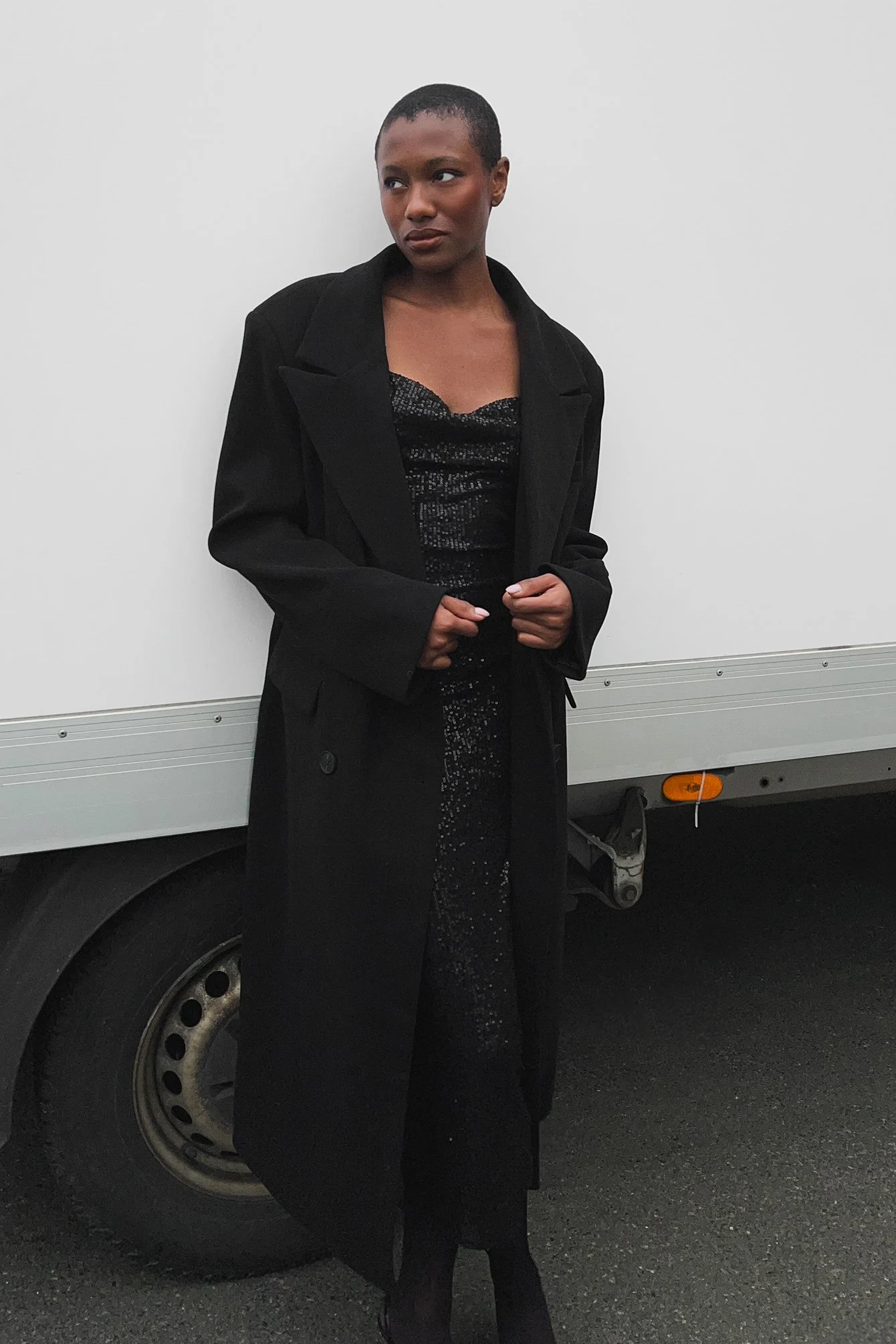 Midikleid mit Pailletten