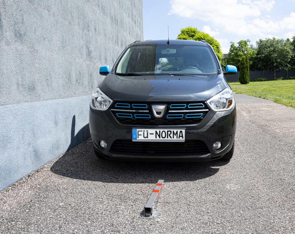 TECH-CRAFT Parkpfosten Parkplatzsperre klappbar