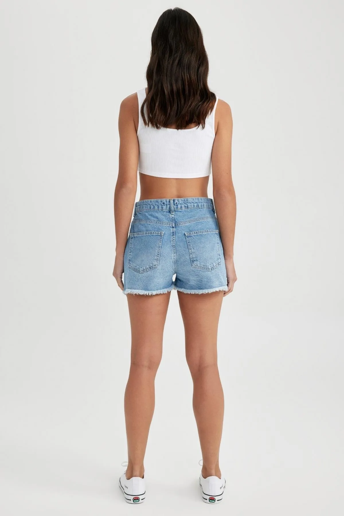 DeFacto  Jeansshorts mit hoher Taille und Cut-Outs am Bein, 100 % Baumwolle, A2605ax23sm