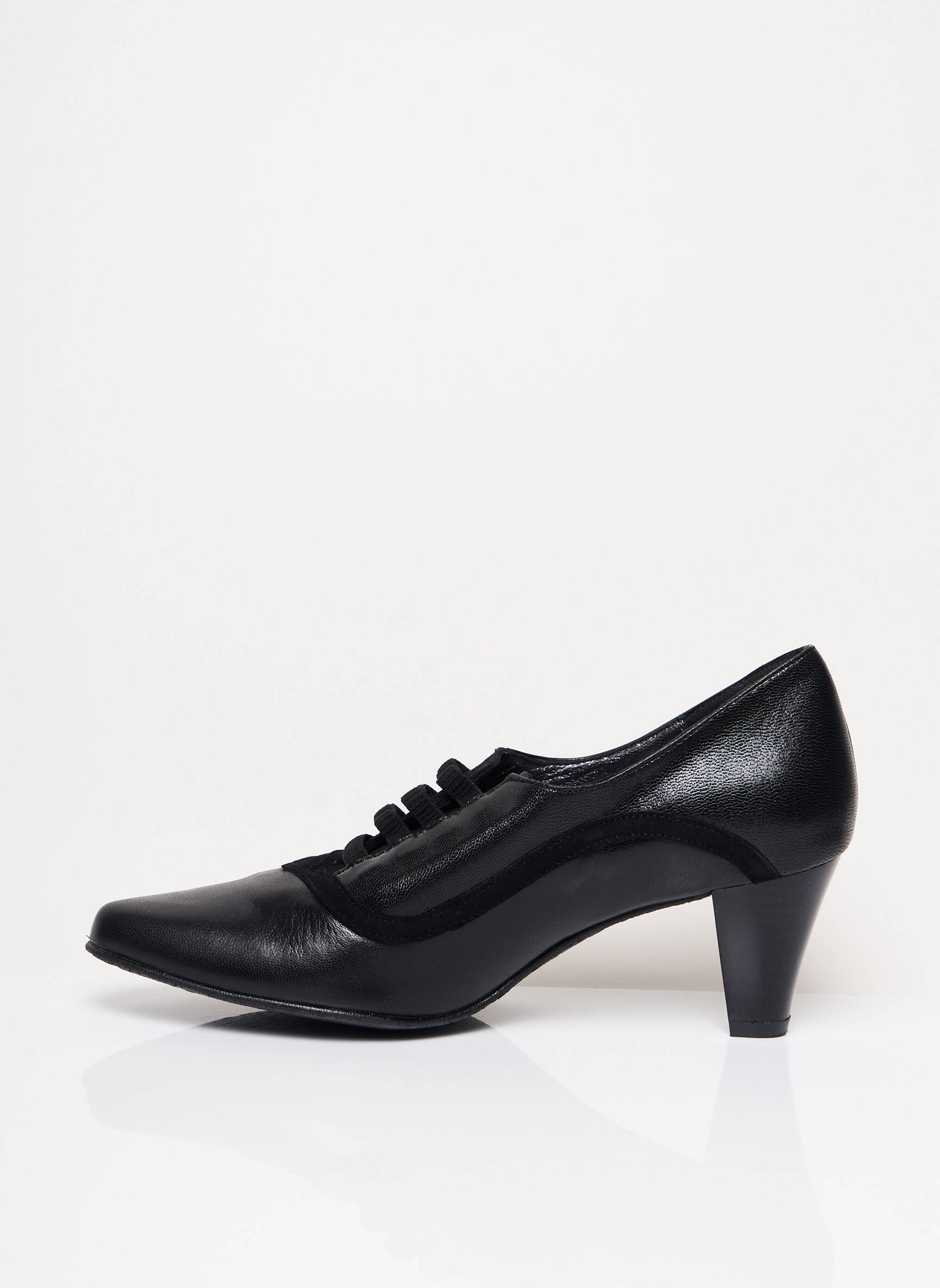 Ombelle Derby Femme couleur noir