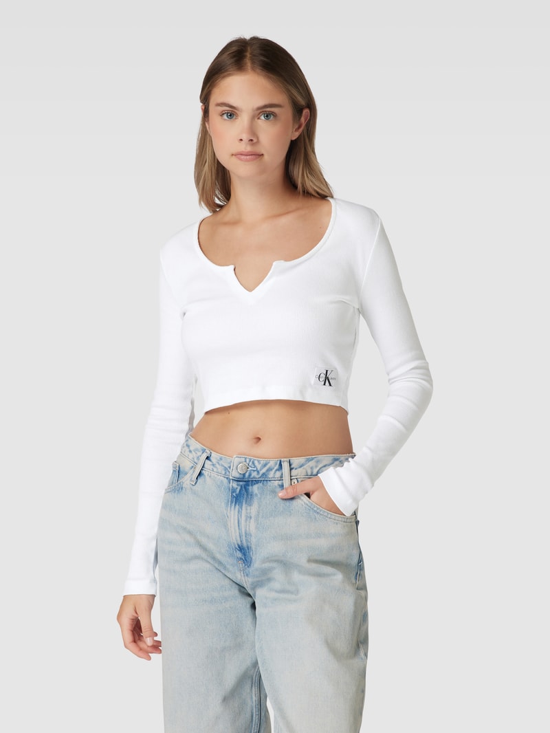 Cropped Longsleeve mit Label-Patch in weiss