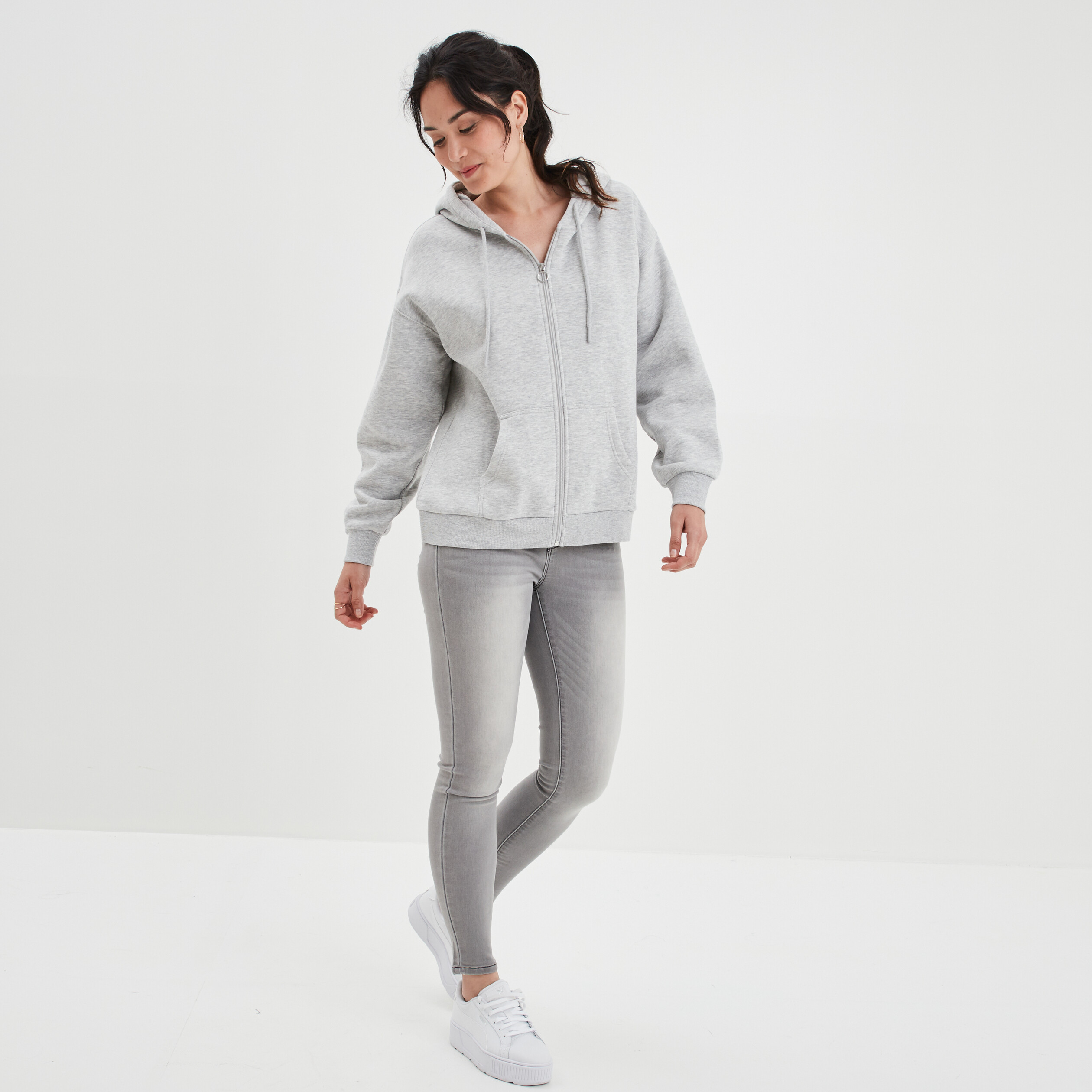 Sweat zippé à capuche gris clair femme | La Halle