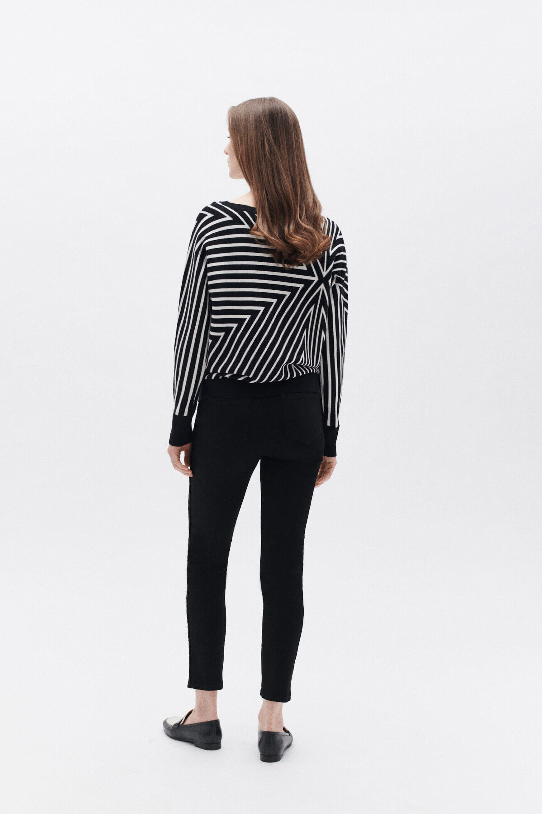 Pull malone noir femme