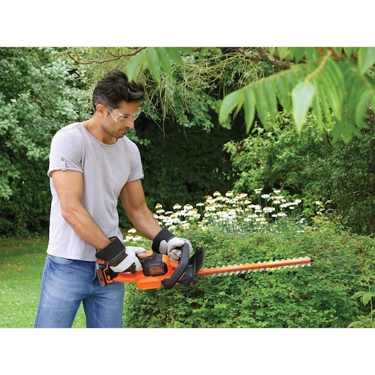 Black & Decker GTC18452PC-QW Akku-Heckenschere 45 cm 18 Volt 2,0 Ah Li-Ion