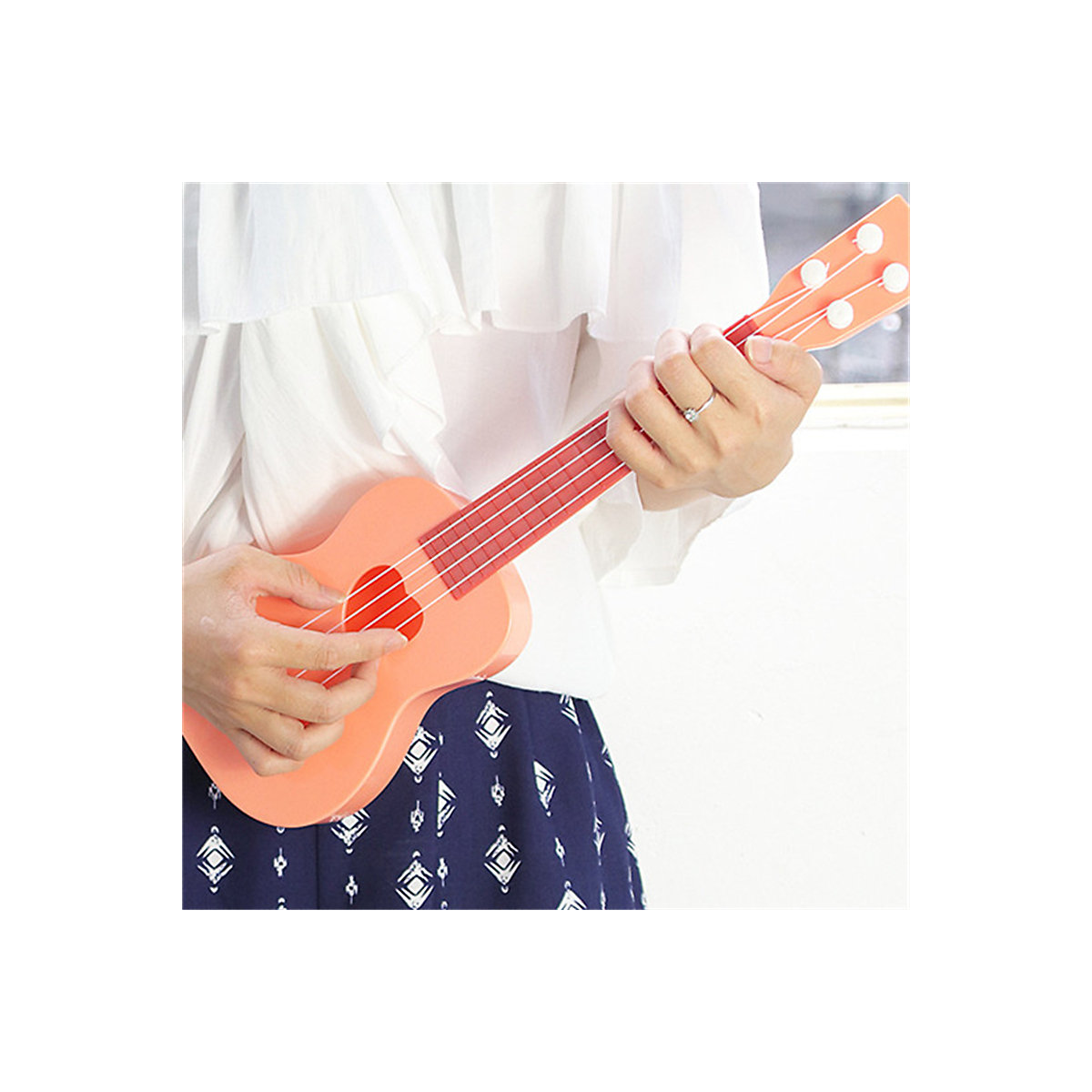 Simulation großes Ukulele-Kindermusikinstrument Musik-Erleuchtungs-Gitarrenspielzeug für Kinder zur frühen Bildung