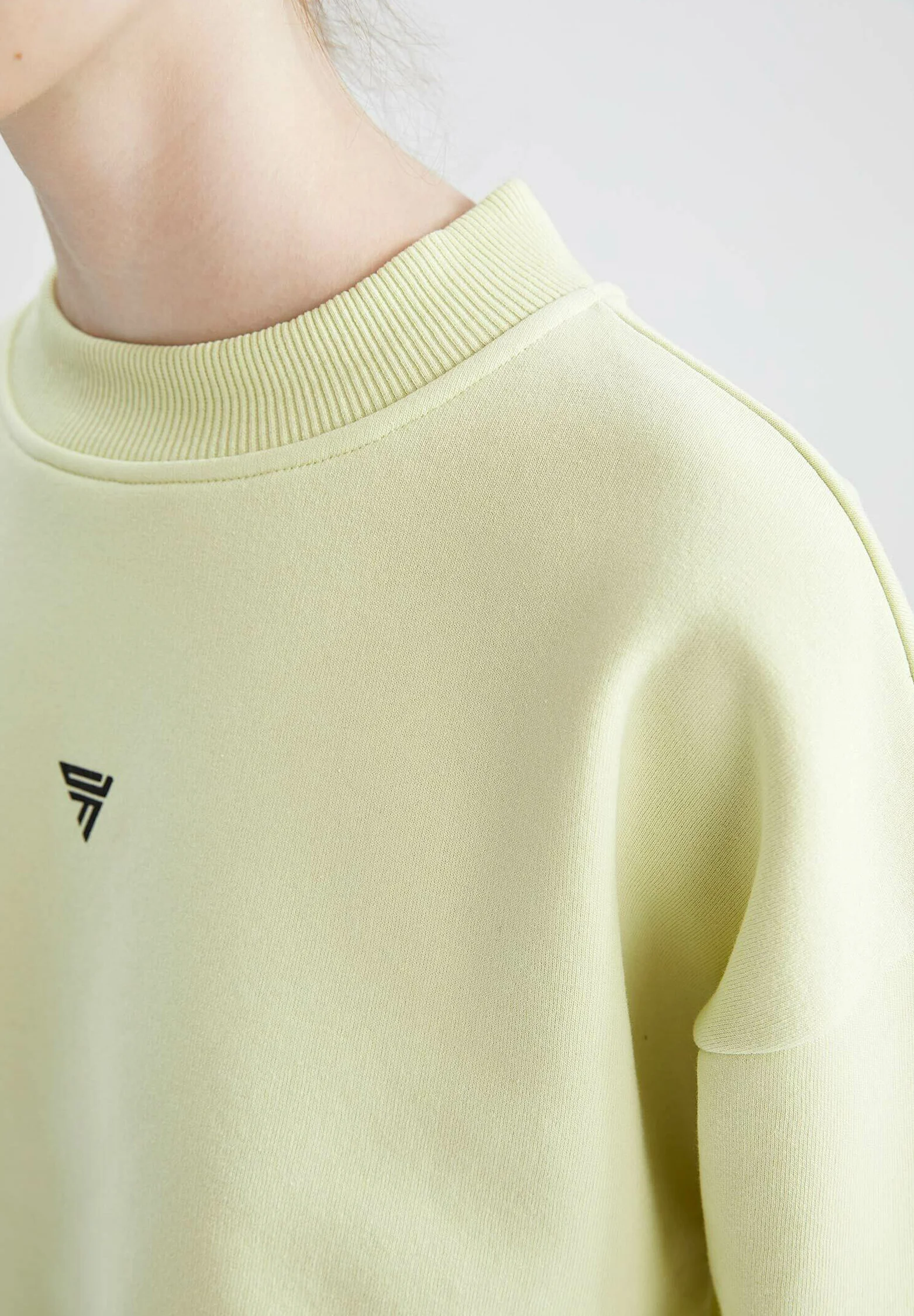 Sudadera DeFacto CROPPED FIT