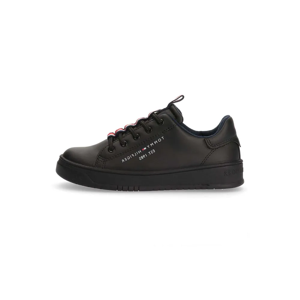 Tommy Hilfiger Low T3B4-32052-0193999 / schwarz