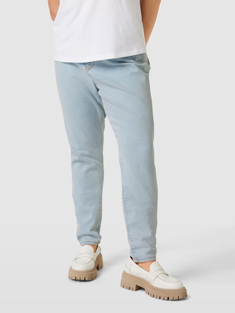 PLUS SIZE Jeans im 5-Pocket-Design Modell 'MELANY' in hellblau