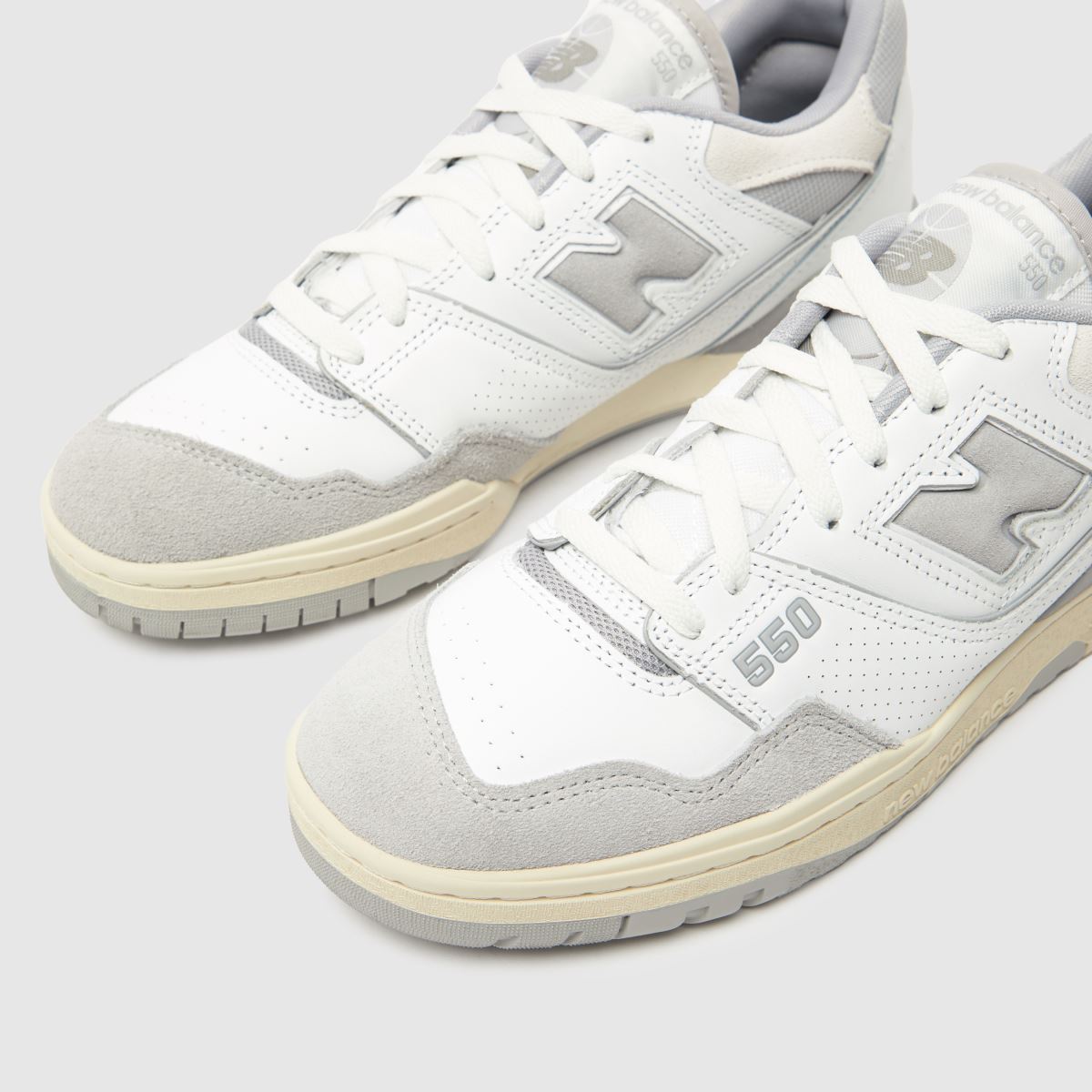 New Balance bb550 träningsskor i vitt och grått
