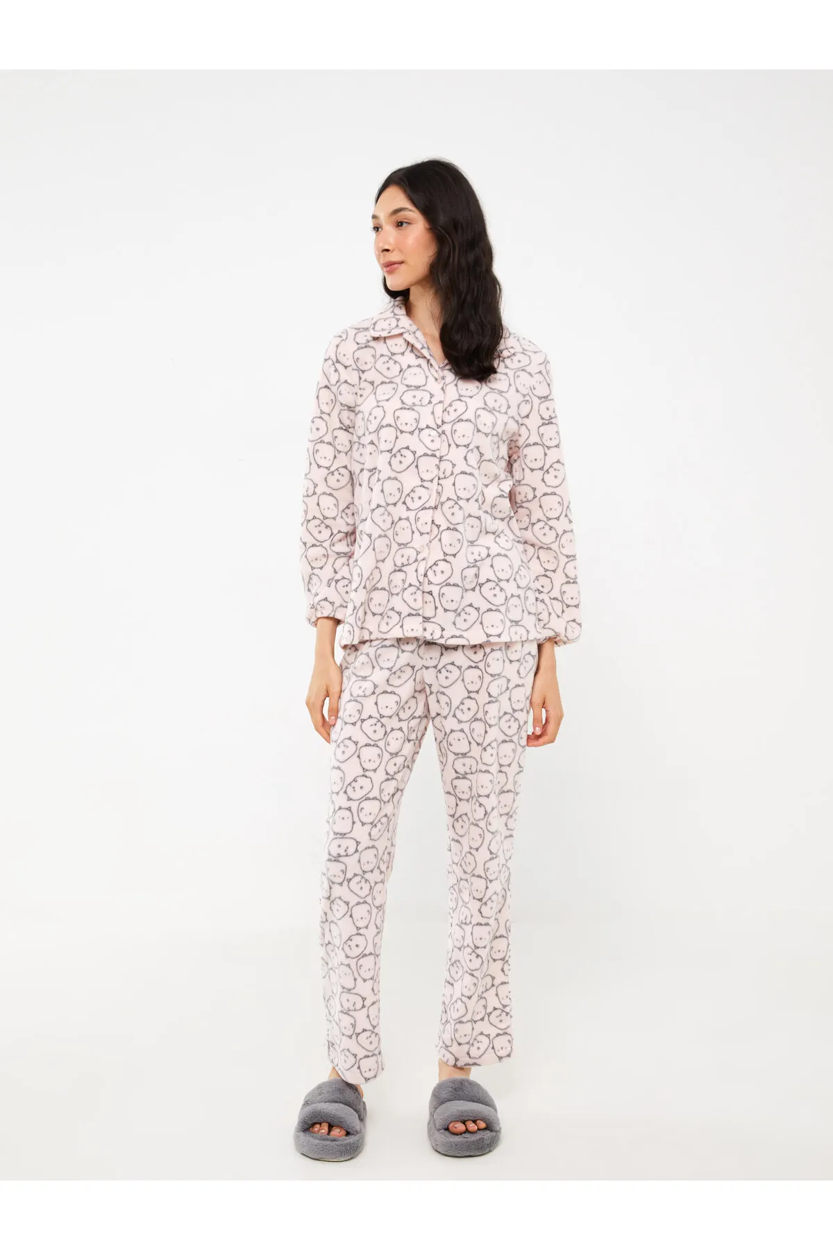 LC Waikiki  Damen-Pyjama-Set aus gemustertem Hemdkragen mit langen Ärmeln aus Fleece