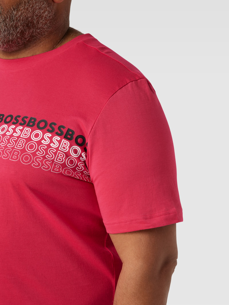 PLUS SIZE T-Shirt mit Label-Print in pink