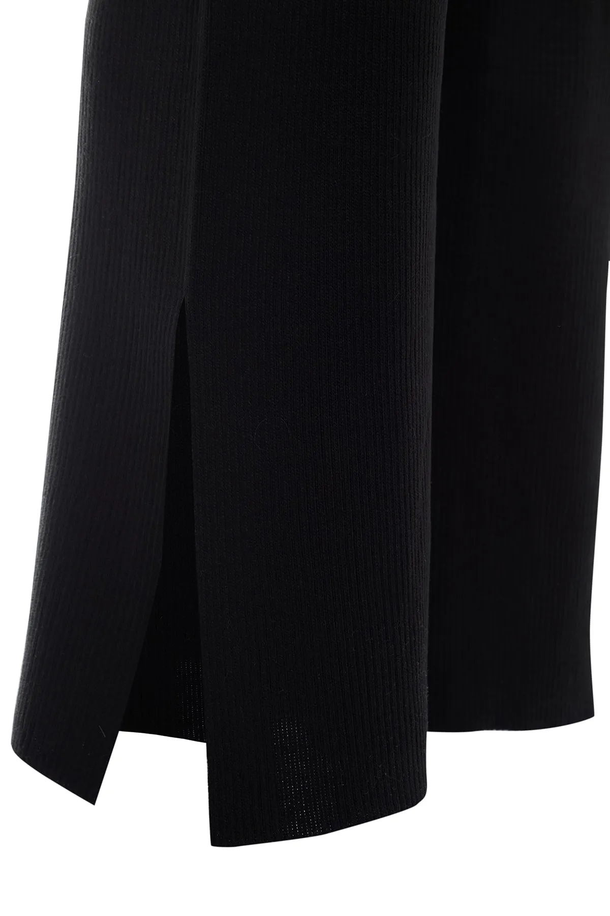 Trendyol Collection  Schwarzes, weit geschnittenes Basic-Hose-Set aus Strickoberteil und -unterteil TWOAW22AU0040