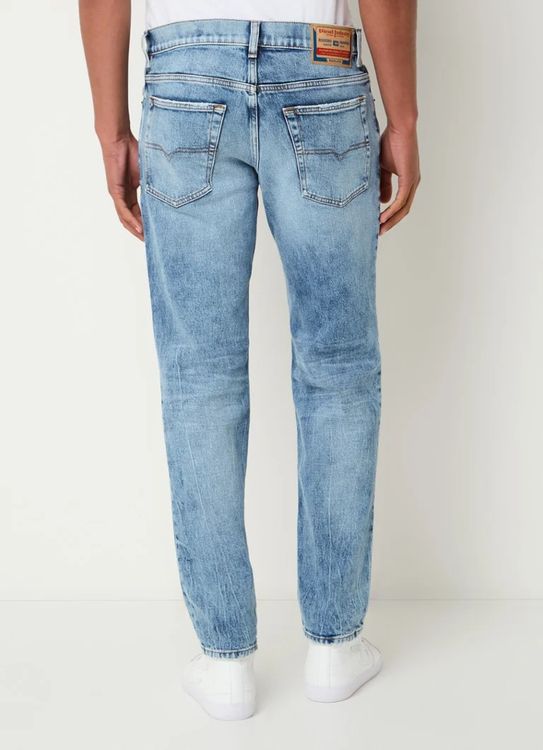 Blugi Diesel D-Finitive Tapered, Decolorare Medie