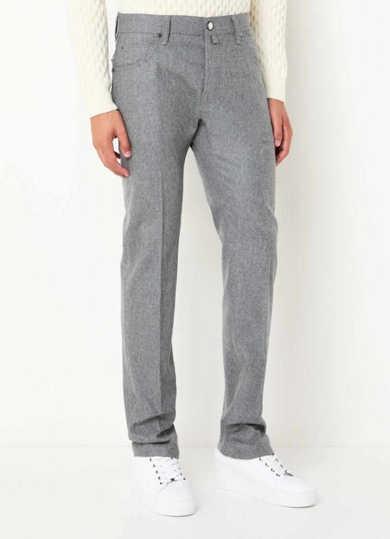 Pantaloni chino slim fit Nick de la Jacob Cohen, cu efect uzat.
