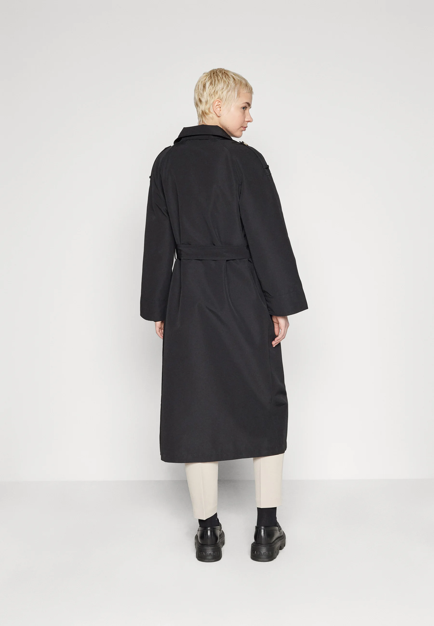 Vero Moda TAYLORBOOS WCP - Gabardina