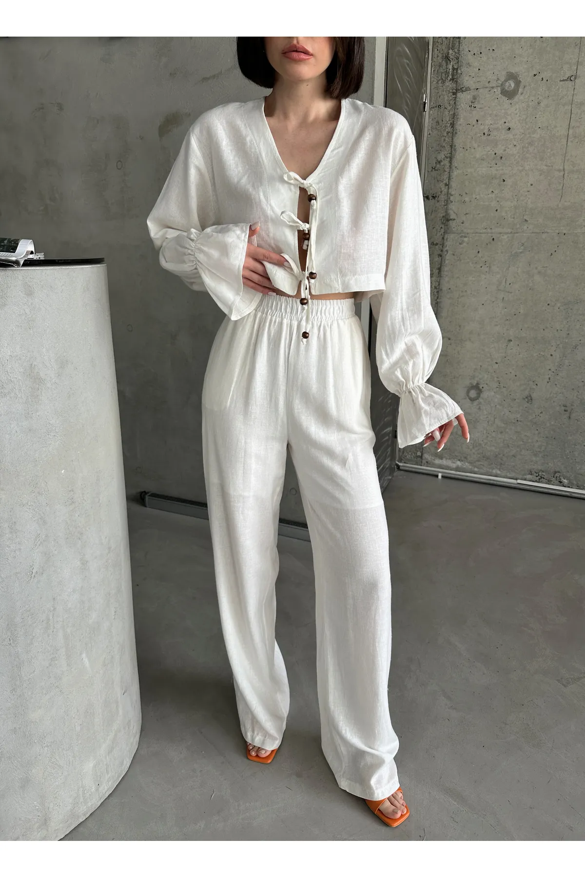Laluvia  Ecrufarbenes Design-Set aus echtem Leinen