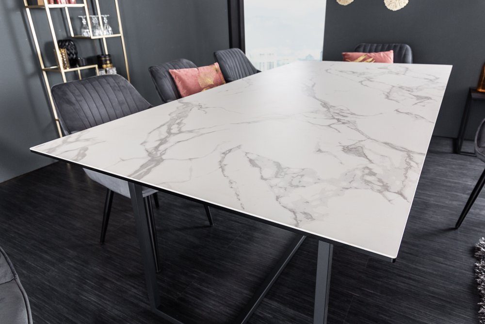riess-ambiente Esstisch SYMBIOSE 200cm weiß / schwarz (Einzelartikel, 1-St), Esszimmer · Keramik · Metall · Marmor-Optik · Industrial Design