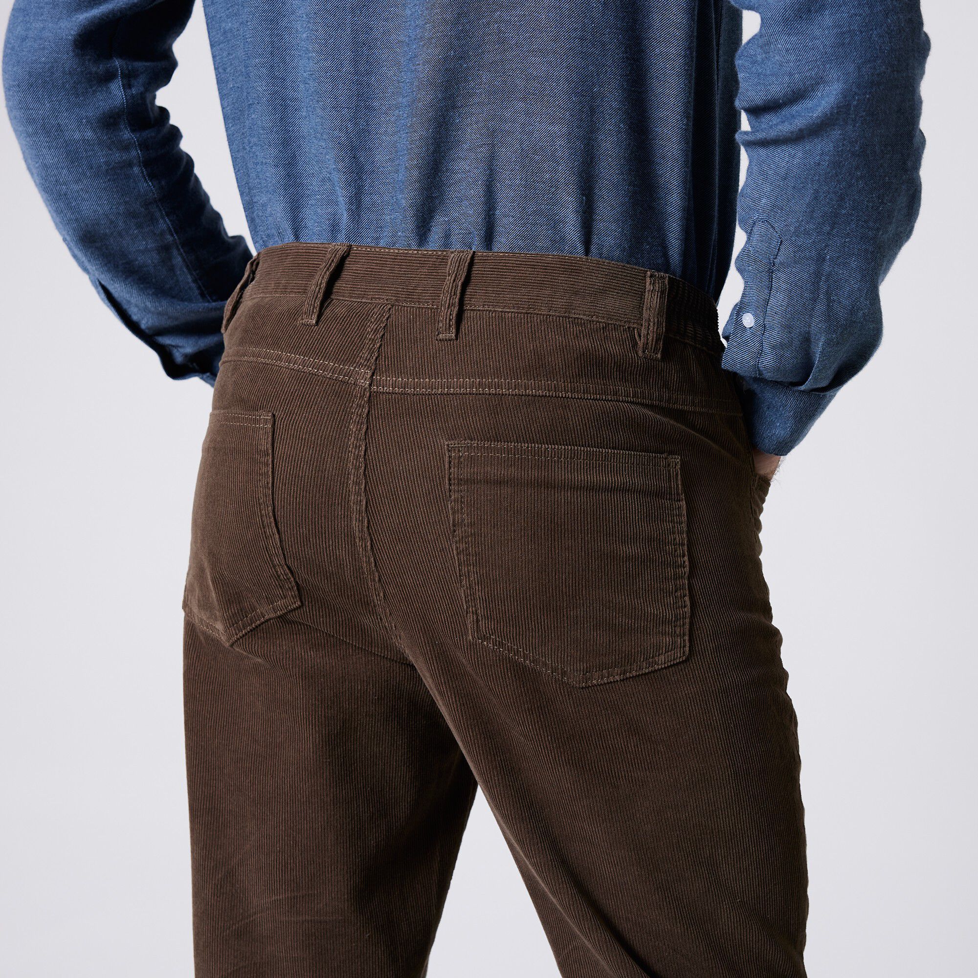 Pantalon droit 5 poches velours milleraies