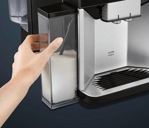 SIEMENS Kaffeevollautomat EQ.5 500 integral TQ507D03, einfache Bedienung, integrierter Milchbehälter, 2 Tassen gleichzeitig