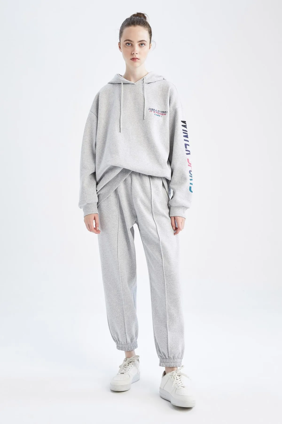 DeFacto  Weiches, flauschiges Sweatshirt mit Kapuze in Oversize-Passform