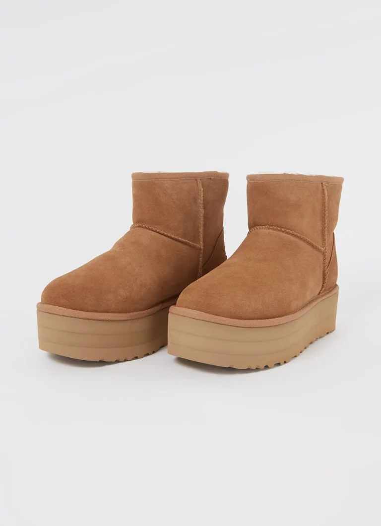UGG Classic Mini με σουέτ πλατφόρμα
