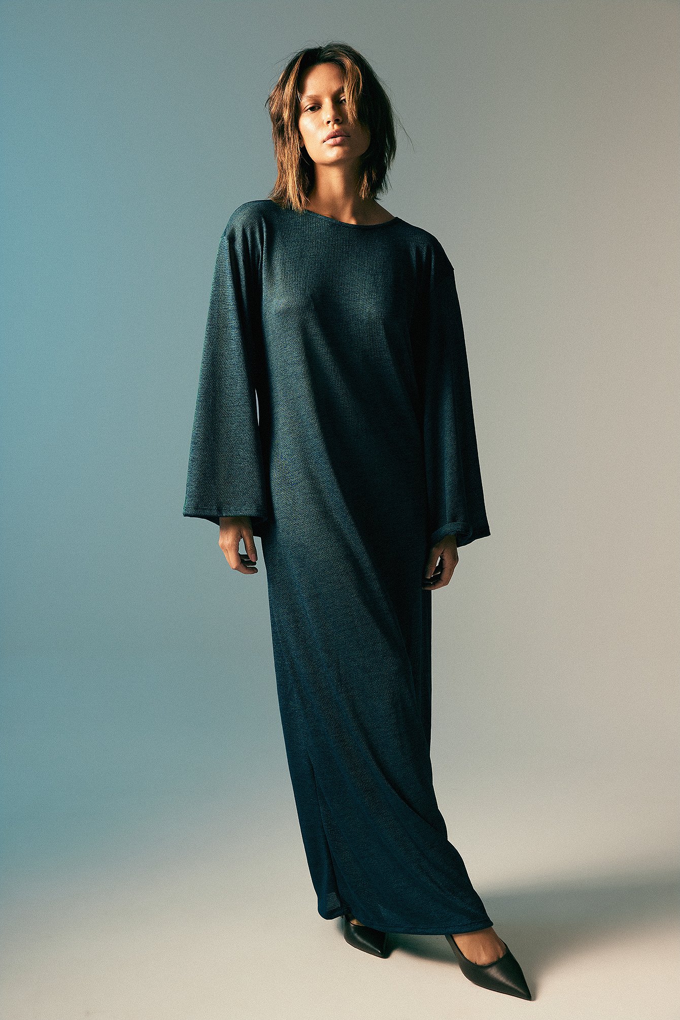 Maxikleid mit weiten Ärmeln