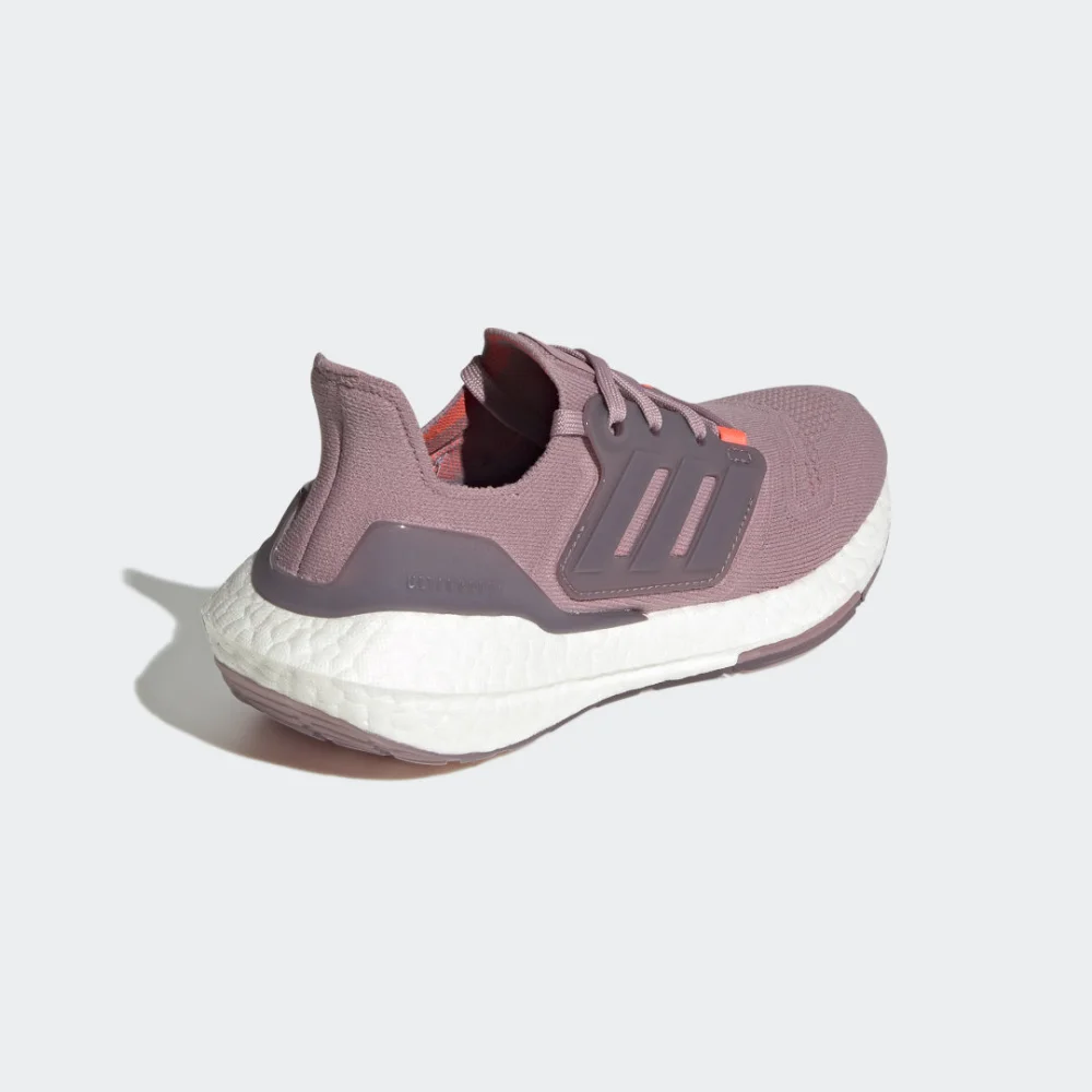 adidas Ultraboost 22 GZ3930 / pink