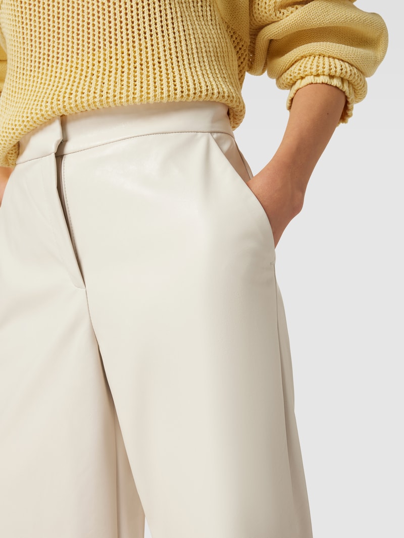 Hose in verkürztem Design Modell 'Palina' in beige