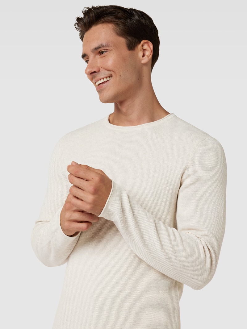 Strickpullover mit Rundhalsausschnitt in offwhite meliert