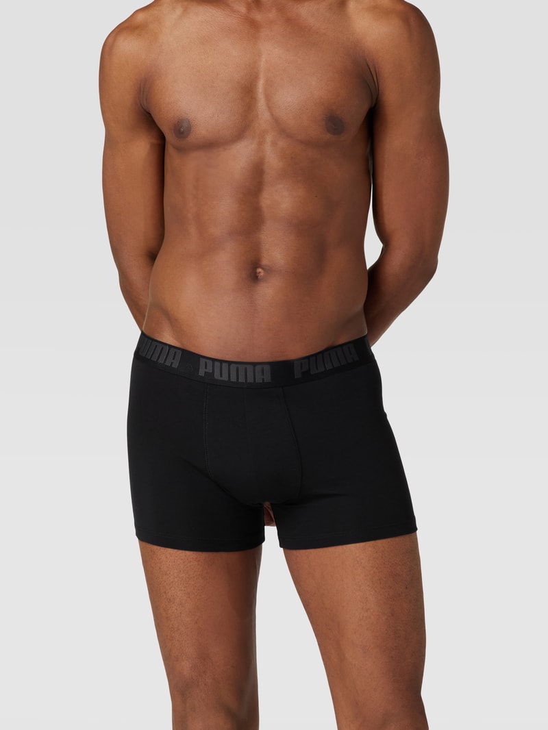 Trunks mit Stretch-Anteil im 2er-Pack in schwarz
