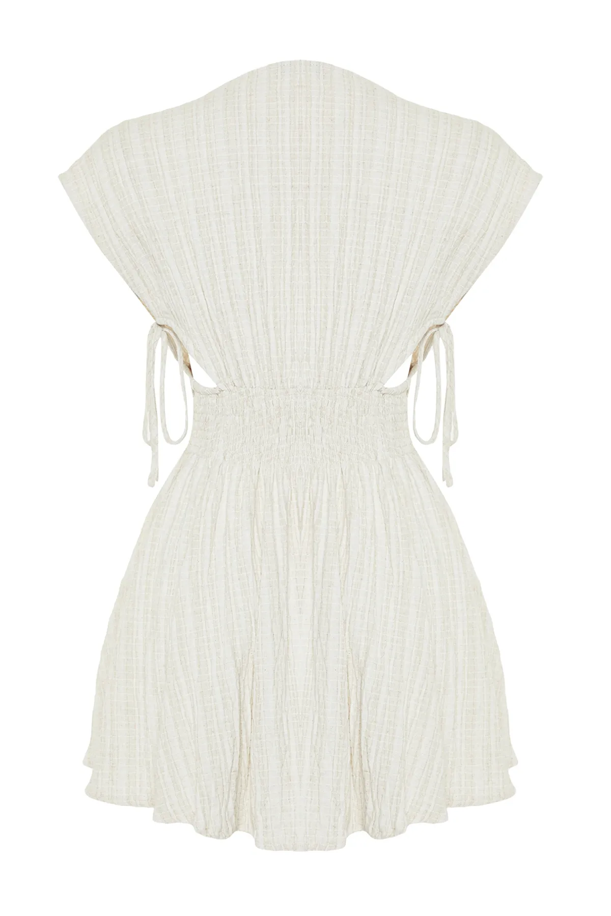Trendyol Collection  Ecrufarbenes, gewebtes Mini-Strandkleid aus Leinenmischung mit Cut-out/Fensterausschnitt TBESS24EL00075