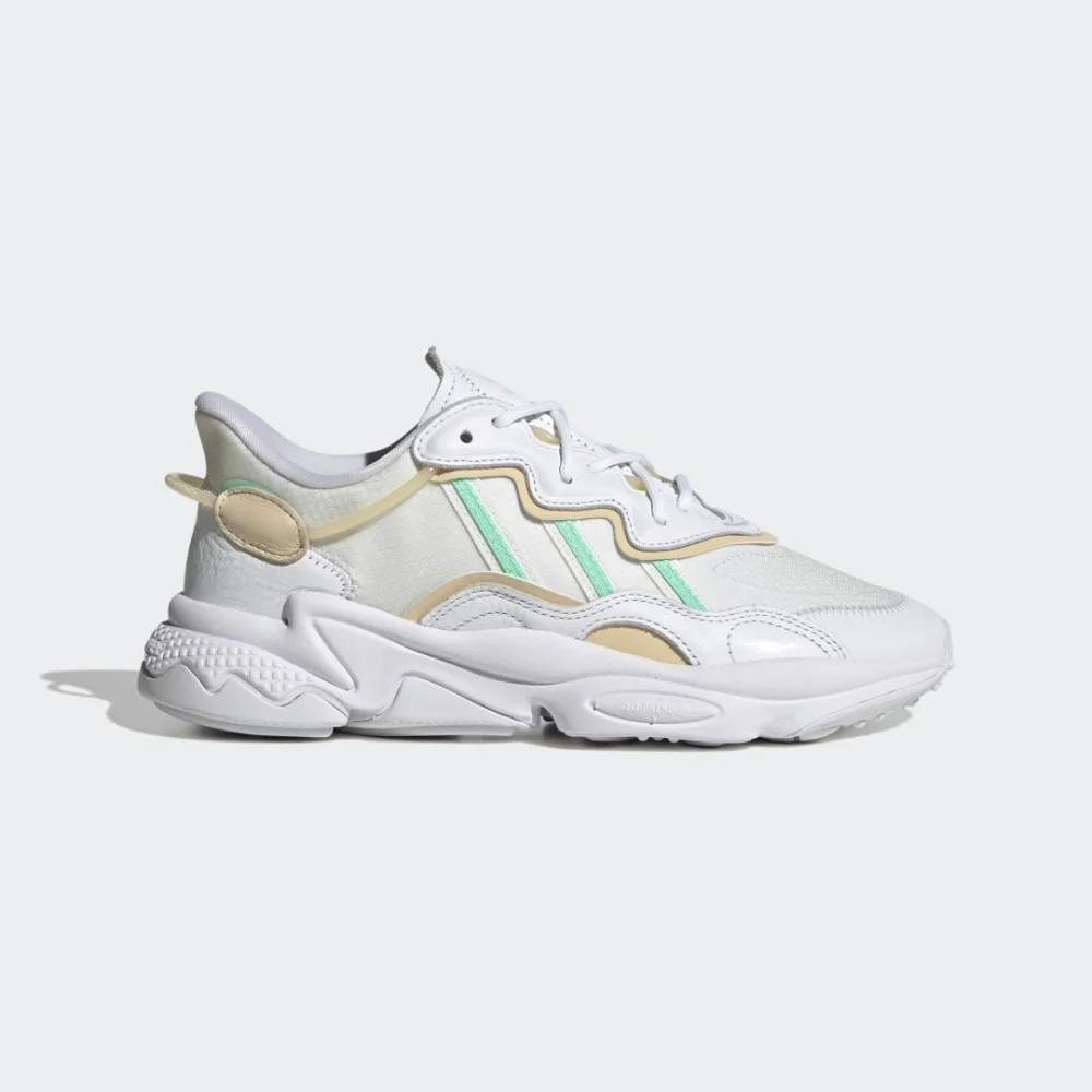 adidas Ozweego GW4650 / weiss